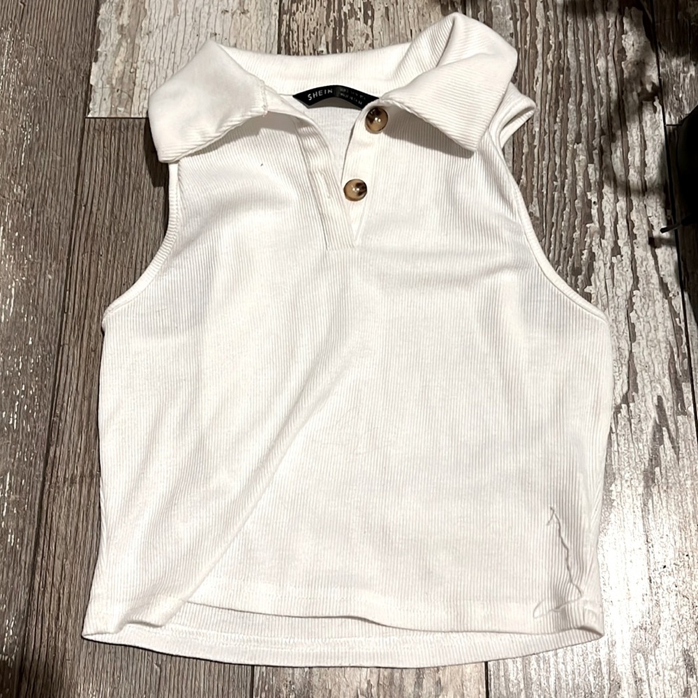 White collared cropped tank top size s